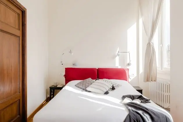 Tek Büyük Yataklı Oda