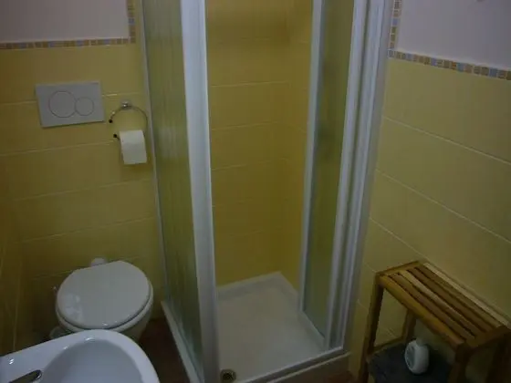 Economy Tek Büyük Yataklı Oda