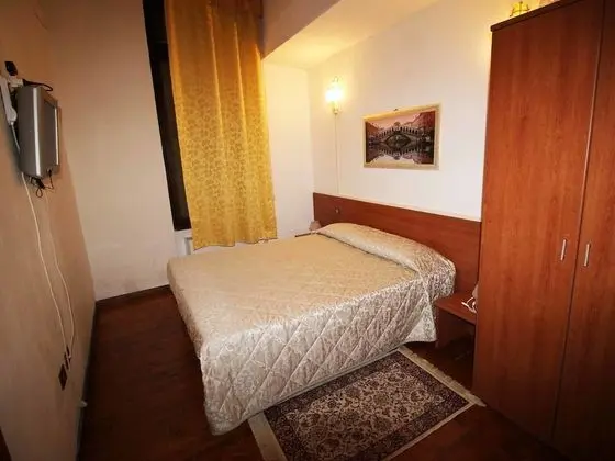 Tek Büyük veya İki Ayrı Yataklı Oda