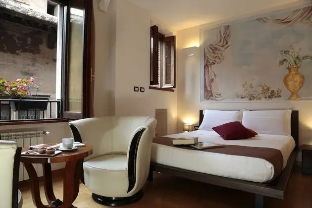 Family Oda, Bağlantılı Odalar