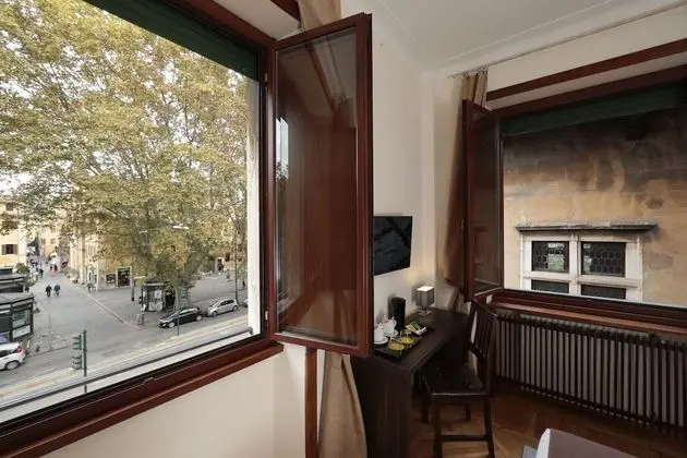 Family Oda, Bağlantılı Odalar