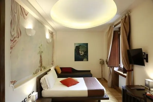 Superior Tek Büyük Yataklı Oda