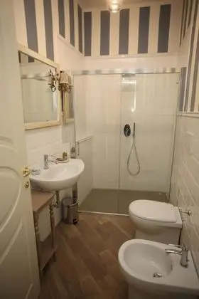 Deluxe Tek Büyük veya İki Ayrı Yataklı Oda