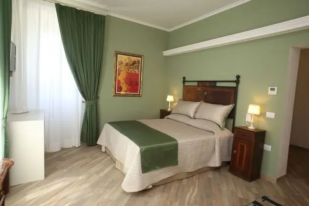 Family Oda, Bağlantılı Odalar