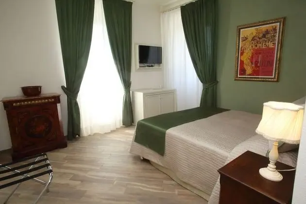 Family Oda, Bağlantılı Odalar