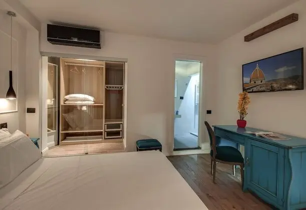 Tek Büyük Yataklı Oda