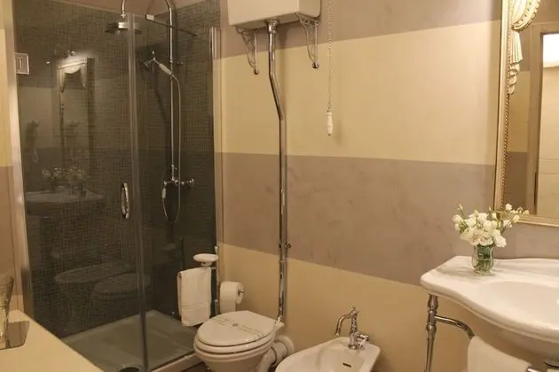 Superior Tek Büyük Yataklı Oda