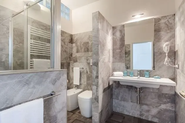 Luxury Üç Kişilik Oda (Donatello)