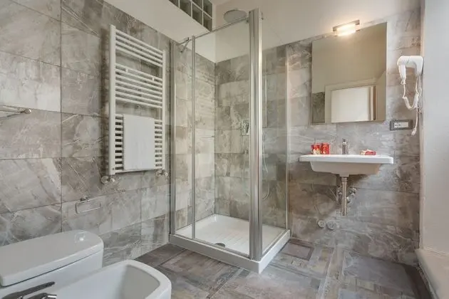 Superior Üç Kişilik Oda (Raffaello)