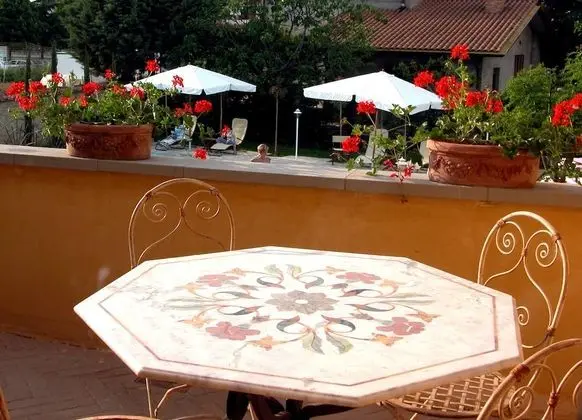 Deluxe Süit, 1 En Büyük (King) Boy Yatak, Sıcak Su Havuzu, Bahçeli