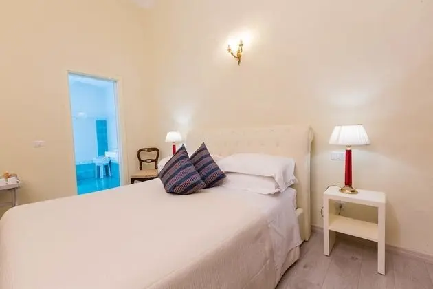 Classic Tek Büyük Yataklı Oda