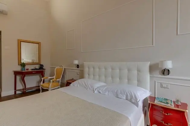 Tek Büyük Yataklı Oda, 1 Büyük (Queen) Boy Yatak (Santo Spirito)