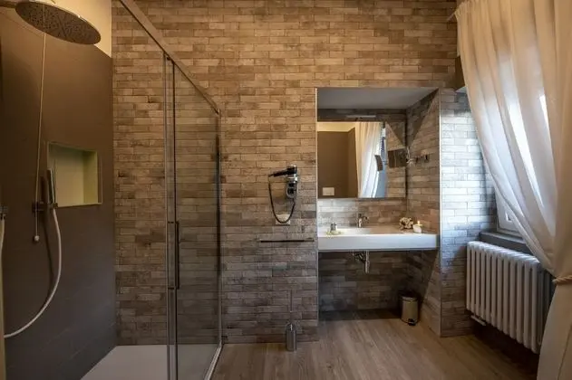 Tek Büyük Yataklı Oda (Gabriella)