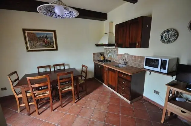 Apart Daire, Veranda