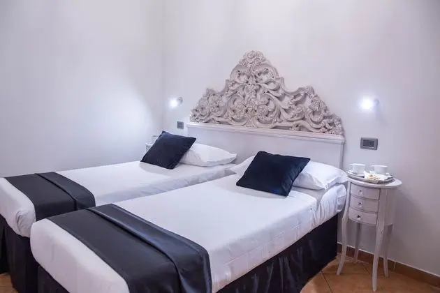 Standard Tek Büyük veya İki Ayrı Yataklı Oda