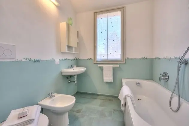 Family Sıra Ev, Birden Çok Yatak, 2 Banyolu, Bahçeli (Residenza Fontana)