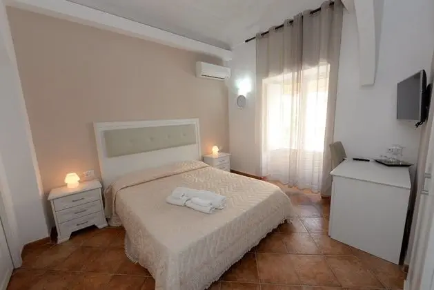Tek Büyük Yataklı Oda, Sigara İçilmez, Balkon