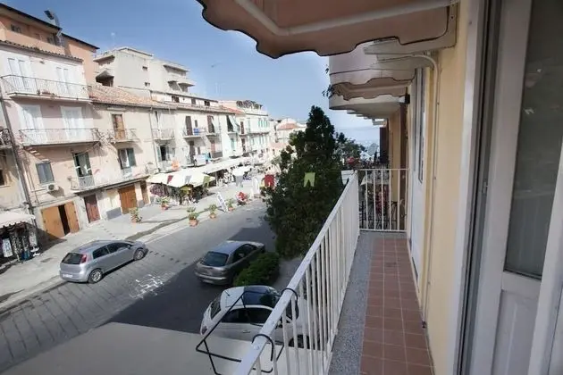 Tek Büyük Yataklı Oda, Sigara İçilmez, Balkon
