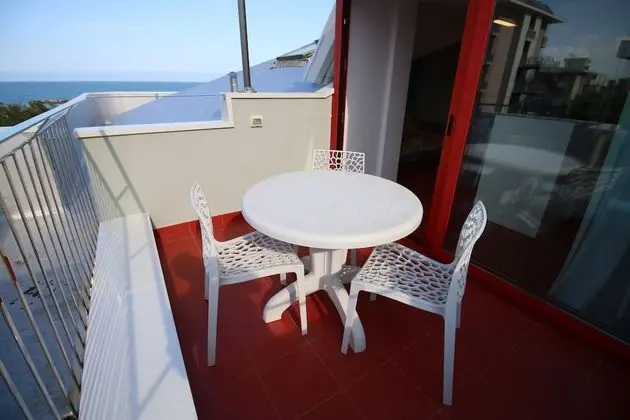 Stüdyo Süit, 1 Çift Kişilik Yatak ve Çekyat, Deniz Manzaralı (3 pax)