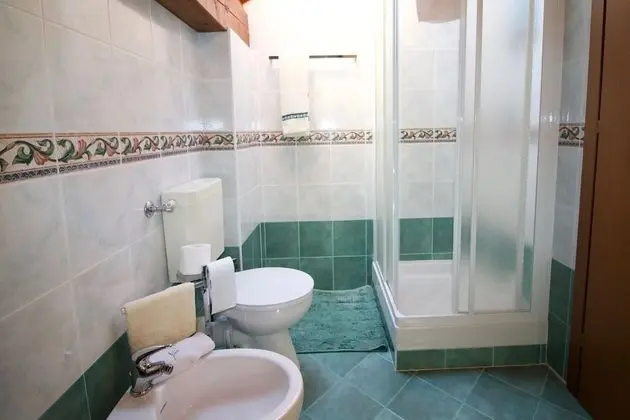 Family Apart Daire, Birden Çok Yatak, 2 Banyolu, Bahçeli (Residenza Girasole)