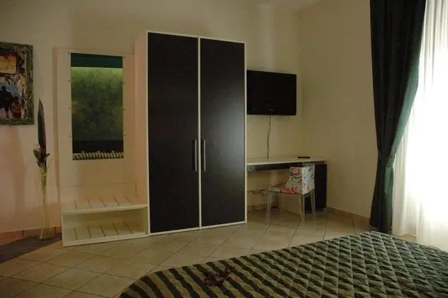 Deluxe Üç Kişilik Oda