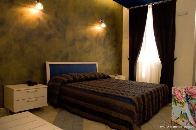 Deluxe Üç Kişilik Oda