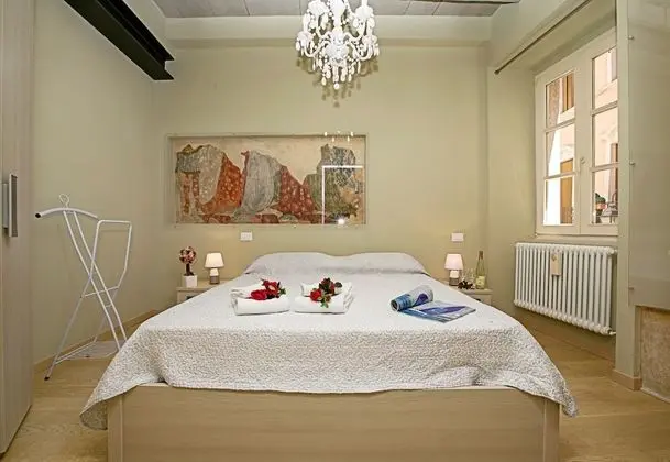 Family Apart Daire, Birden Çok Yatak (Residenza Il Cavaliere del Lago)