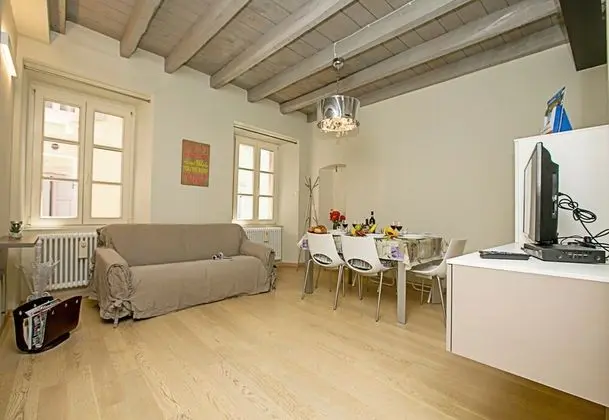 Family Apart Daire, Birden Çok Yatak (Residenza Il Cavaliere del Lago)