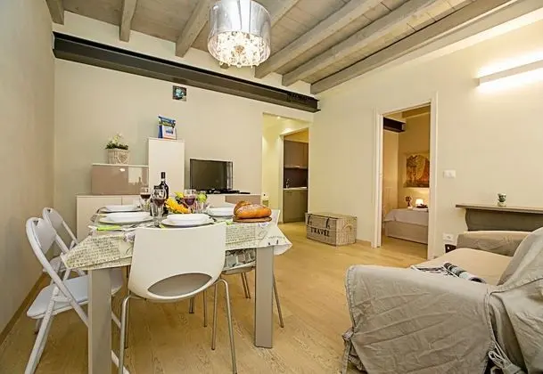 Family Apart Daire, Birden Çok Yatak (Residenza Il Cavaliere del Lago)