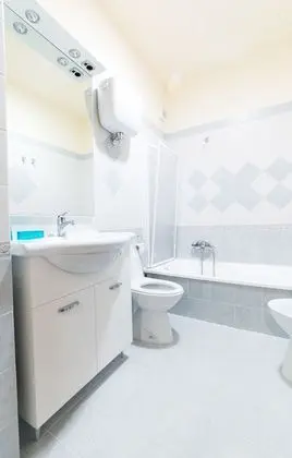 Family Apart Daire, 2 Yatak Odası, Küçük Mutfak, Bahçeli