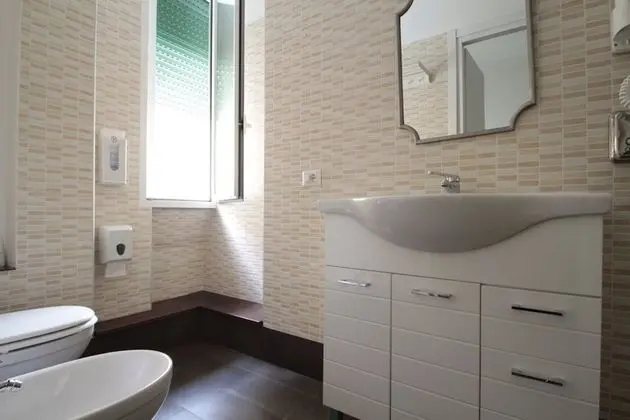 Deluxe Üç Kişilik Oda, Özel Banyo