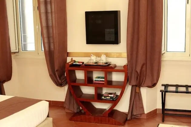 Standard Tek Büyük veya İki Ayrı Yataklı Oda