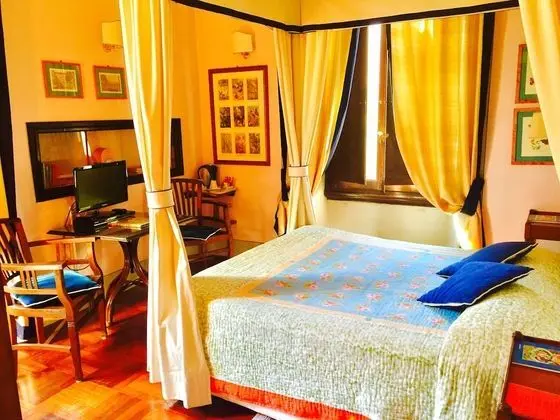 Deluxe Tek Büyük Yataklı Oda
