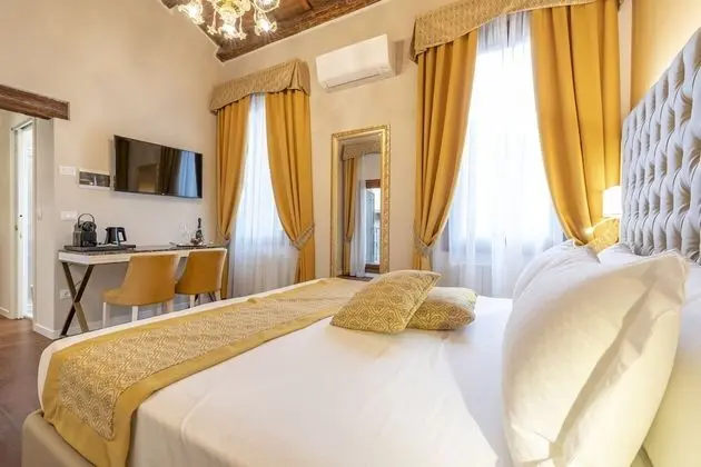 Deluxe Tek Büyük veya İki Ayrı Yataklı Oda (Deluxe Casanova)