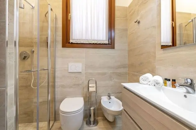 Deluxe Tek Büyük Yataklı Oda (Deluxe Tintoretto)