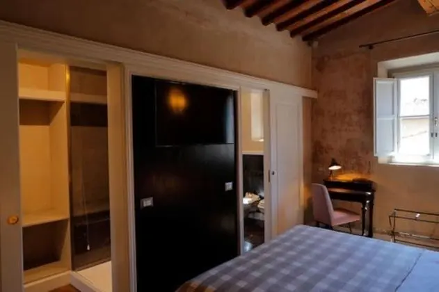 Classic Tek Büyük Yataklı Oda