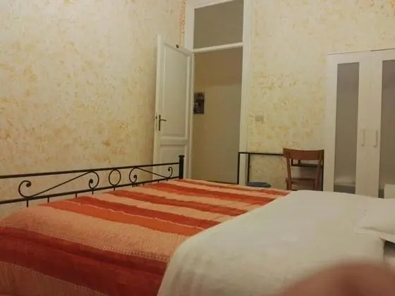 Standard Tek Büyük Yataklı Oda, Ortak Banyo