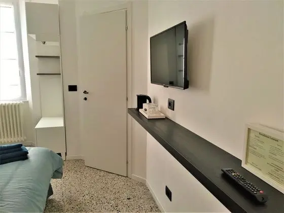 Standard Tek Büyük Yataklı Oda