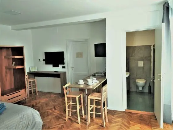 Superior Tek Büyük Yataklı Oda, Balkon, Dağ Manzaralı