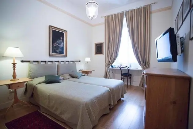 Tek Büyük veya İki Ayrı Yataklı Oda