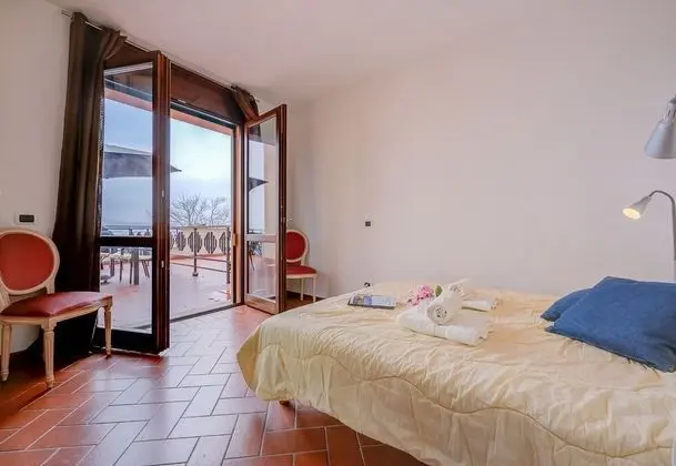 Family Apart Daire, Birden Çok Yatak, Göl Kenarı (Residenza Le Palme Bellavista)