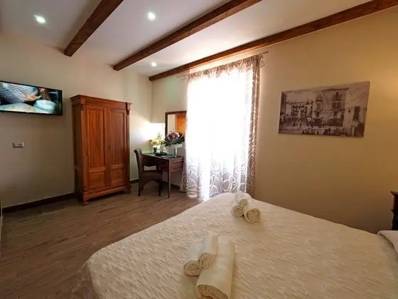 Deluxe Tek Büyük veya İki Ayrı Yataklı Oda