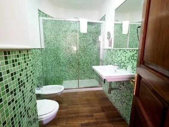 Deluxe Tek Büyük veya İki Ayrı Yataklı Oda