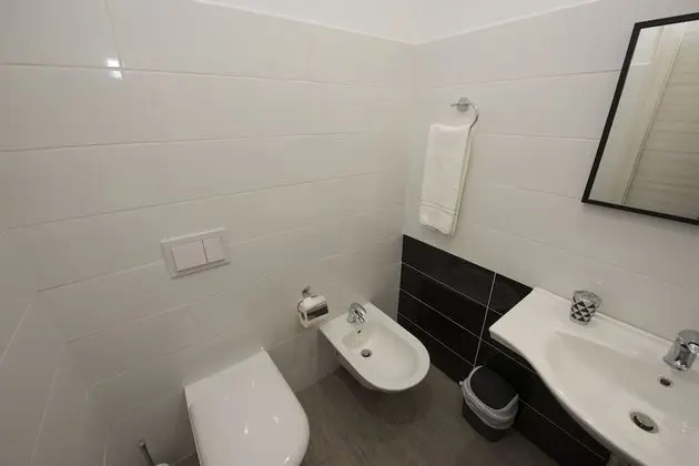 Tek Büyük veya İki Ayrı Yataklı Oda, Teras