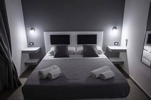 Tek Büyük veya İki Ayrı Yataklı Oda, Teras