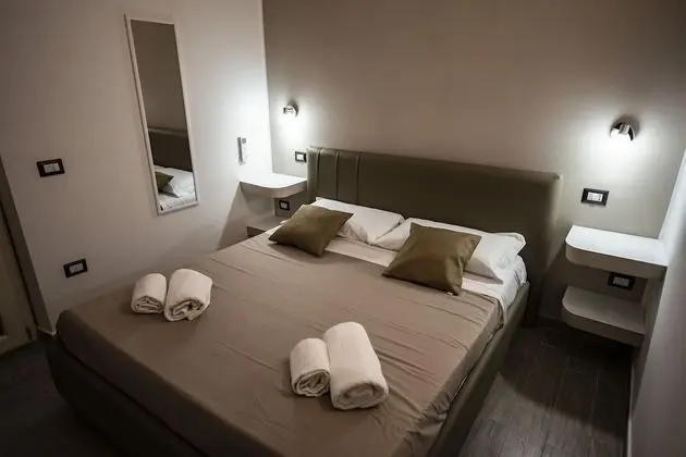 Tek Büyük Yataklı Oda, Bahçe Manzaralı (2)