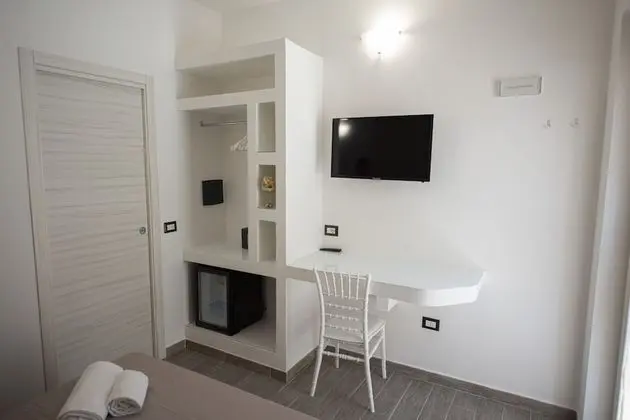 Tek Büyük Yataklı Oda, Bahçe Manzaralı (2)