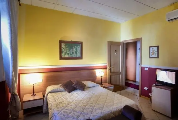 Tek Büyük veya İki Ayrı Yataklı Oda