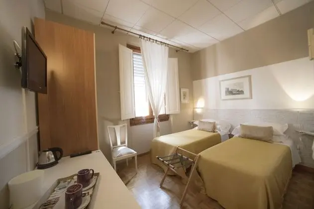 Tek Büyük veya İki Ayrı Yataklı Oda