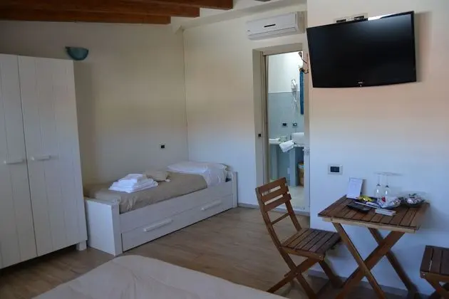 Deluxe Üç Kişilik Oda